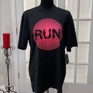 NWT Nike Black dri fit running shirt‎ Large